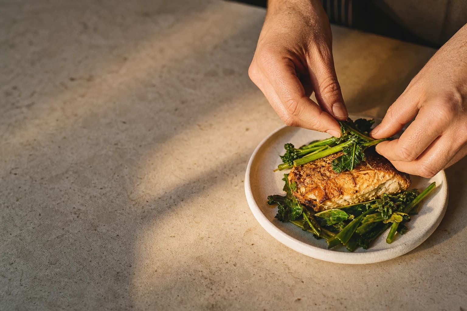 What to Eat on Reta: Protein, Shot Day & When You Can't Eat